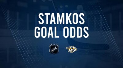 Will Steven Stamkos Score a Goal Against the Blackhawks on October 25?